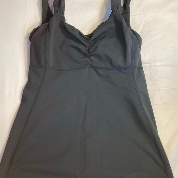 Lululemon tank!! - Picture 1 of 2